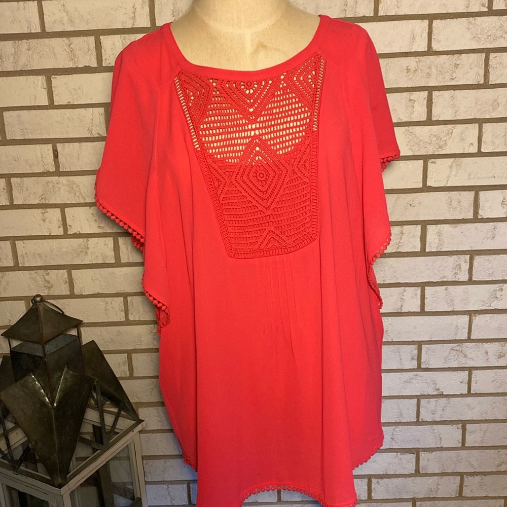 Meadow Rue / Blouse - Salmon color - crocheted insert   Size L